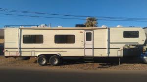 Cory was so easy to work with and explained everything we needed to know. 99 Weekend Warrior 5th Fifth Wheel Toy Hauler Trailer 35 Foot 1 2 Ton Towable For Sale In Mesa Az Offerup