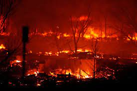 Colorado wildfires burn hundreds ...
