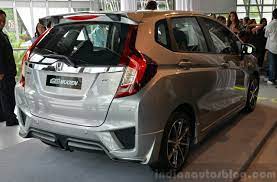 Visit your nearest honda dealer in jakarta selatan for best offers. 2014 Honda Jazz Launched In Malaysia With 2 Bodykits