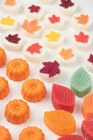 diy fall wax melts with soy wax and