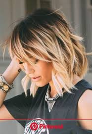 Hair trends hair transformation celebrity bobs bob hairstyles short hair styles hair lengths hair styles khloe kardashian hair kardashian hair. 45 Short And Simple Hairstyles To Try 2019 In 2020 Medium Hair Styles Short Wedding Hair Hair Styles Clara Beauty My