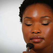 how to pick a foundation for black skin