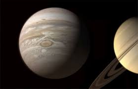 И юпитер с сатурном будут видны, как двойная планета, разделенная пятой частью диаметра полной луны. Yg11vi7t5hfuwm