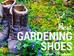 The Best Gardening Shoes For Women To