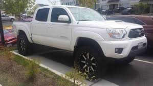 Once i had the car on a. Visible Positive Camber After Lift An Alignment Tacoma World