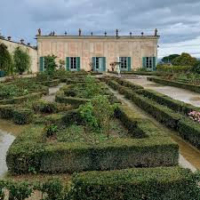 the pitti palace and boboli gardens