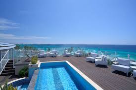caribbean resort has swim up suites