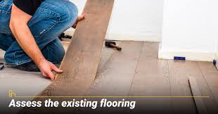 10 steps to remove laminate flooring