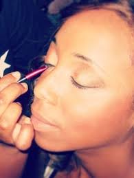 beaute maintained female makeup artist
