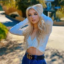 Zoe started getting more active on social media in 2016. Zoe Laverne Age Boyfriend Biography Family Wiki Bio Affairs Career