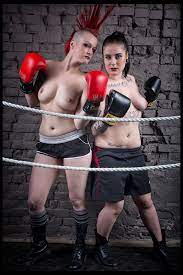 Topless Boxers - Chris Koelbleitner Photography