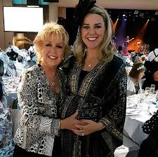Albert watson newton, am, mbe (born on 23 july 1938), is an australian media personality. Bert And Patti Newton S Daughter Lauren Welcomes Her Sixth Child With Olympian Husband Matt Welsh Seven Weeks Early And Reveals Her Newborn Son S Sweet Name