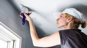 Cut In Method To Paint Your Ceiling