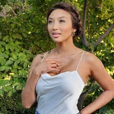 Asian countries — страны азии, азиатские страны. Amid Rise In Attacks Against Asian Americans Jeannie Mai Calls For Intersectional Anti Racist Action