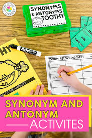 distance learning synonym and antonym