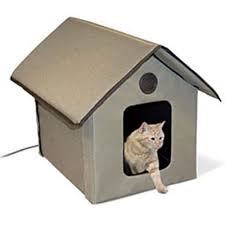 outdoor cat house ideas for feral felines
