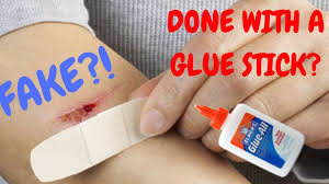 fake scar tutorial with glue stick