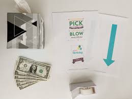 Add a note with the words pull me to the end of the roll and allow it to poke out the top of the box to create a seemingly endless stream of cash. The Best Easy Birthday Gift Idea Tissue Box Money Roll