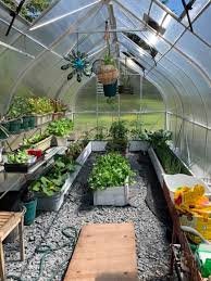 polycarbonate greenhouse for a good harvest