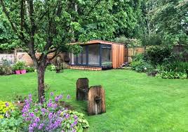 Design A Perfect Garden Room This