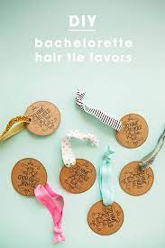 learn how to make elastic hair tie favors