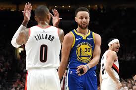 Golden state warriors guard stephen curry is quite possibly the best shooter the game has ever seen while philadelphia 76ers guard seth curry is just as efficient. Damian Lillard Compared Patrick Mahomes To Warriors Stephen Curry