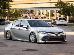 2018 toyota camry le with 18x8 5 f1r