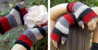 Knit on straight needles (flat) and seamed, you can knit these up in. Easy Self Striping Fingerless Knitted Gloves Free Knitting Pattern