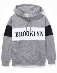 Free standard shipping on orders over $50. Tailgate Women S Brooklyn Nets Colorblock Hoodie