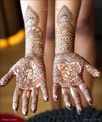 Step by step simple and easy modern arabic dulhan henna patterns images of full hands. 60 Beautiful And Easy Henna Mehndi Designs For Every Occasion