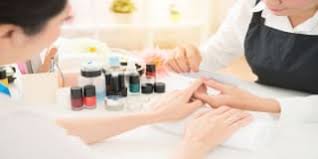 best nails businesses in chicago