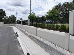 precast concrete retaining wall