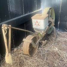 Vintage Planet Jr 300a Seeder Planter