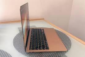 If you need color accuracy for work, look elsewhere. Apple Macbook Air Review 2020 A Return To Form Engadget