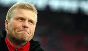 <b>Frank Schaefer</b>, Trainer des 1. FC Köln, will sich nicht vom Karneval <b>...</b> - frank-schaefer-514