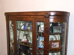 how to identify china cabinet