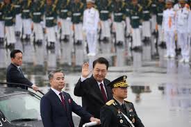 South Korea holds rare military parade, warns North over nuclear threat |  Reuters