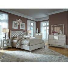 Shop 56 top michael amini bedroom furniture and earn cash back from retailers such as houzz and wayfair all in one place. Aico Hollywood Loft Queen Upholstered Platform Bedroom Set By Michael Amini Ai 9001600bed 104 Bed Set