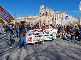 Social. Grèves et manifs dans le Vaucluse : plus de 10 000 personnes à  Avignon selon nos estimations, plus de 25 000 selon les syndicats