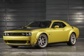 2023 dodge challenger review pricing