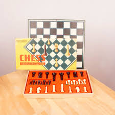 The queen is always on her color. Chess Set Spears Games Chessmen Empire Made Box Board England Complete With Stout Board Plastic Chessmen And Rules 1545 Games Puzzles Toys Games