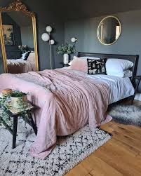 pink and dark bedroom apartment decor