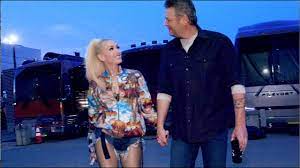 Nearly a week after blake shelton and gwen stefani dropped their new song together, fans are yet to get over how sweet the record sounds. Blake Shelton Nobody But You Duet With Gwen Stefani Live Youtube