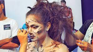 professional makeup courses in delhi