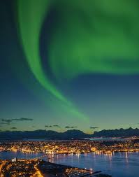 see the northern lights in norway with
