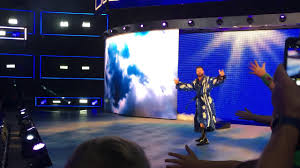 Wwe Smackdown Live Bobby Roode Entrance Glorious Rupp Arena