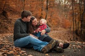 outdoor family portraits hughes