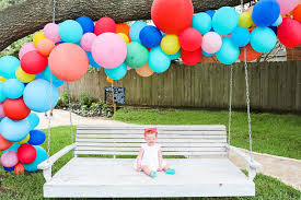 how to make a diy balloon garland