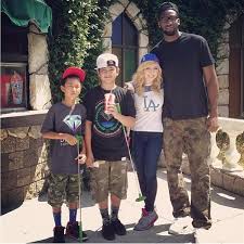 American basketball players, people from connecticut and people from new york (state). Pistons Andre Drummond Pulls Nickelodeon Star Jennette Mccurdy On Instagram Page 7 Lipstick Alley