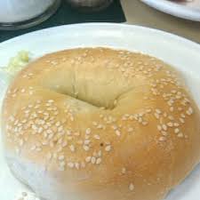sesame bagel and nutrition facts